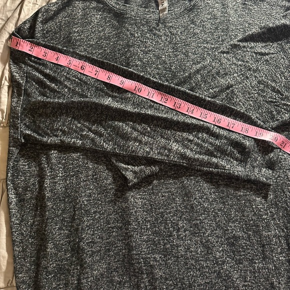 Athleta Charcoal Long Sleeve Mindful Pullover! - Picture 6 of 6